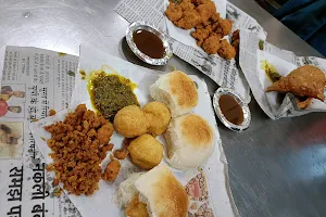 Raman Vada Pav image