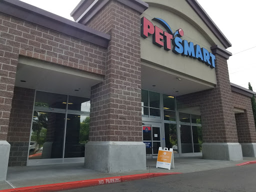 Pet Supply Store «PetSmart», reviews and photos, 8315 SW Jack Burns Blvd, Wilsonville, OR 97070, USA