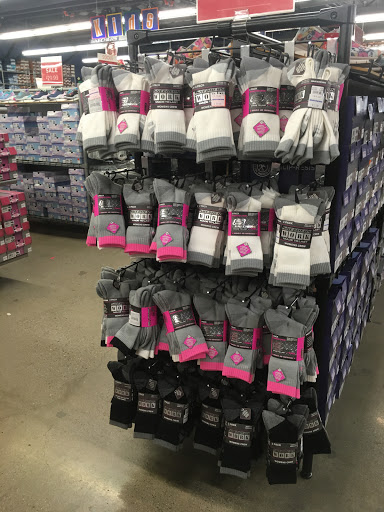 Shoe Store «SKECHERS Factory Outlet», reviews and photos, 711 W 2nd St, San Bernardino, CA 92410, USA