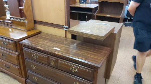 Thrift Store «Good Samaritan Thrift Store», reviews and photos, 4680 N Southside Plaza St, Richmond, VA 23224, USA