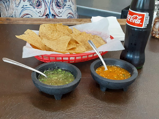 Mexican Restaurant «Los Alamos», reviews and photos, 1667 Summit St, Kansas City, MO 64108, USA