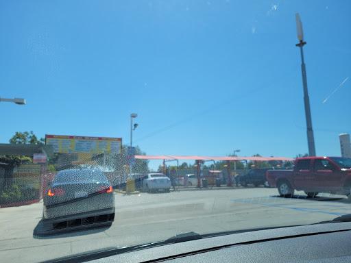 Coronado Shell Car Wash en San Diego