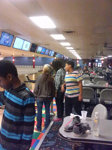 Bowling Alley «Star Lanes - Sandusky», reviews and photos, 2097 Cleveland Rd W, Sandusky, OH 44870, USA