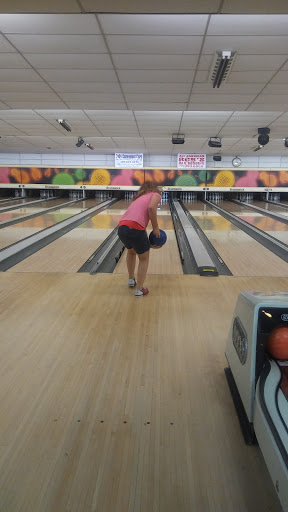 Bowling Alley «Freeway Lanes of Warren», reviews and photos, 2700 Parkman Rd NW, Warren, OH 44485, USA