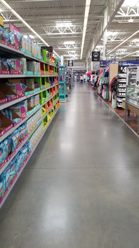 Discount Store «Walmart», reviews and photos, 2140 Bloomingdale Ave, Valrico, FL 33596, USA