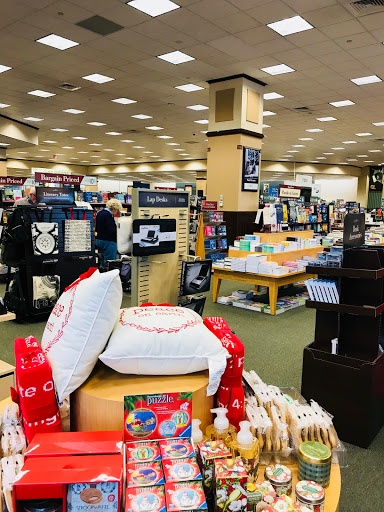 Book Store «Barnes & Noble», reviews and photos, 1553 Almonesson Rd, Deptford Township, NJ 08096, USA