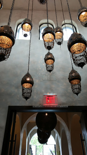 Shopping Mall «Crystal Cove Shopping Center», reviews and photos, 7845-8085 East Coast Hwy, Newport Beach, CA 92657, USA