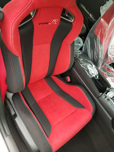 Car Dealer «Vinart Dealerships», reviews and photos, 675 State Ave, Emmaus, PA 18049, USA