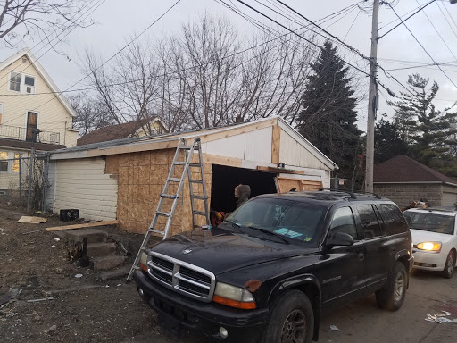 Liquor Store «S & S Liquor Store», reviews and photos, 3200 N 27th St, Milwaukee, WI 53216, USA