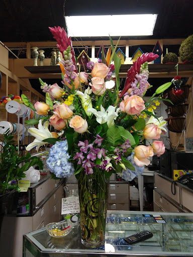 Florist «Tanglewood Flowers & Garden», reviews and photos, 5518 Dolores St, Houston, TX 77056, USA