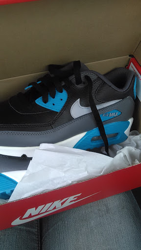 Shopping Mall «Southland Shopping Plaza», reviews and photos, 1339 S Byrne Rd, Toledo, OH 43614, USA