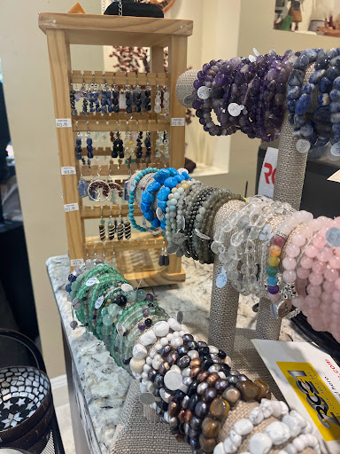 Jewelry Store «Silver Eagle Gallery», reviews and photos, 850 5th Ave S Suite B, Naples, FL 34102, USA