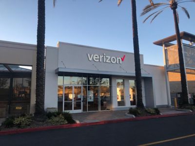 Cell Phone Store «Verizon», reviews and photos, 1500 E Village Way #2205, Orange, CA 92865, USA