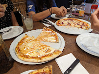 Plats et boissons du Restaurant italien Pizza Wawa à Paris - n°8