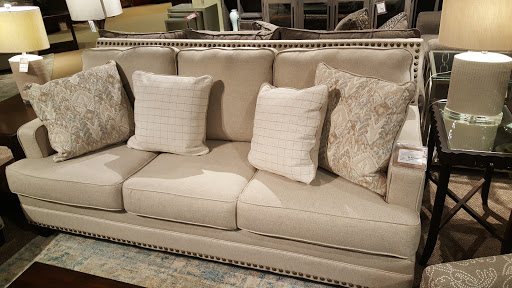 Furniture Store «HOM Furniture», reviews and photos, 17055 Kenyon Ave, Lakeville, MN 55044, USA