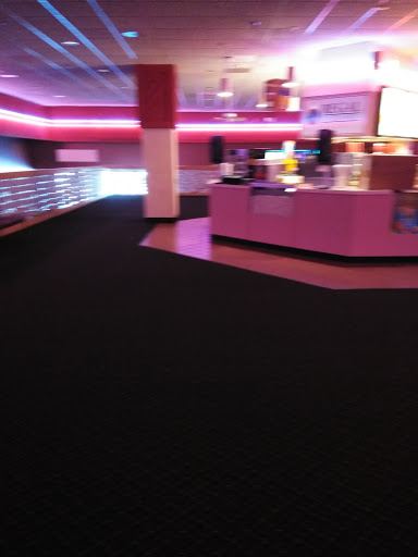 Movie Theater «Regal Cinemas Columbia Cinema 7», reviews and photos, 3400 Forest Dr #3000, Columbia, SC 29204, USA