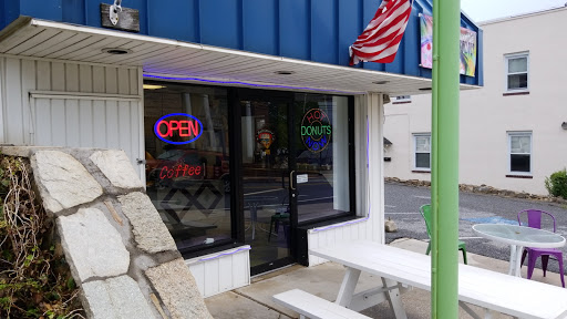 Donut Shop «Fractured Prune», reviews and photos, 8705 Harford Rd, Parkville, MD 21234, USA