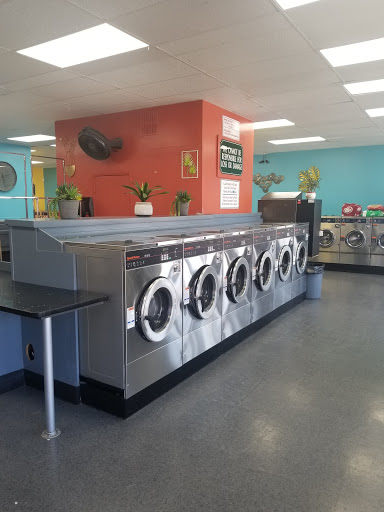 Laundromat «Laundry Day», reviews and photos, 218 W Kettleman Ln, Lodi, CA 95240, USA