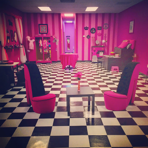 Party Planner «Tickled Pink & Posh Party Boutique», reviews and photos, 9627 Reisterstown Rd, Owings Mills, MD 21117, USA