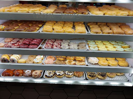 Donut Shop «SK Donuts & Croissant», reviews and photos, 5850 W 3rd St, Los Angeles, CA 90036, USA