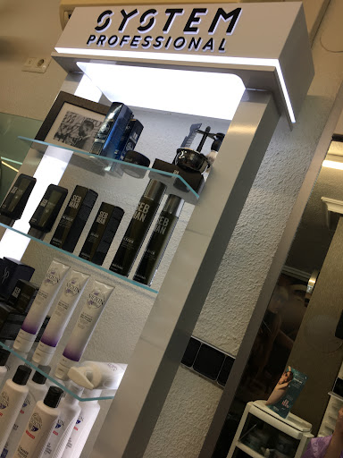 Peluquería Esteticien Nuevas Líneas en Benicarló, Castellón