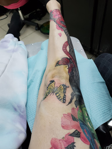 Tattoo Shop «Adrenaline Tattoo & Body Piercing», reviews and photos, 2140 Austin Hwy, San Antonio, TX 78218, USA