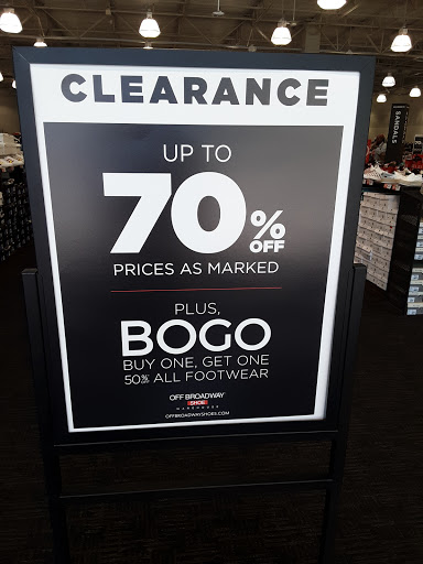 Shoe Store «Off Broadway Shoe Warehouse», reviews and photos, 21 Curtner Ave, San Jose, CA 95125, USA