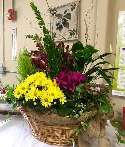 Florist «Mandy J Florist & Gifts», reviews and photos, 137 N Main St, Almont, MI 48003, USA