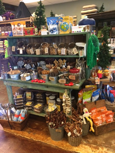 Pet Supply Store «Lucky Dog Outfitters», reviews and photos, 3411 6th Ave, Tacoma, WA 98406, USA