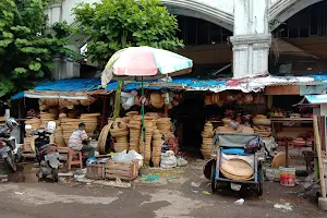 Kanoman Market image