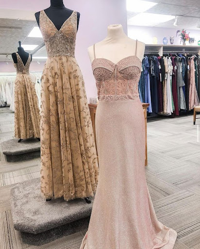 Bridal Shop «Cocoa Couture», reviews and photos, 575 E Chocolate Ave, Hershey, PA 17033, USA