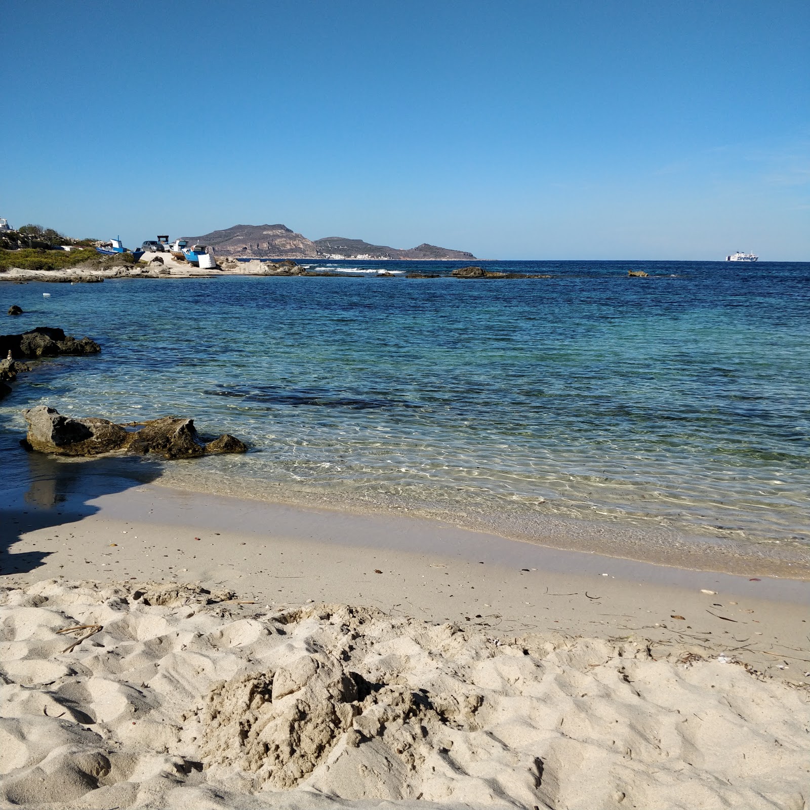 Foto von Cala San Nicola beach annehmlichkeitenbereich