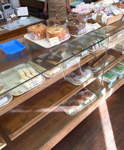 パンと洋菓子の店 加寿美屋