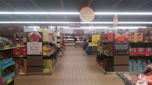 Supermarket «ALDI», reviews and photos, 320 E Elm St, Torrington, CT 06790, USA