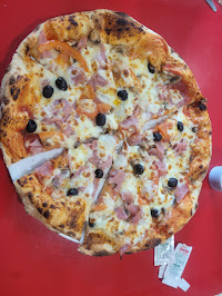 Plats et boissons du Pizzeria Pollina pizza à Reims - n°1