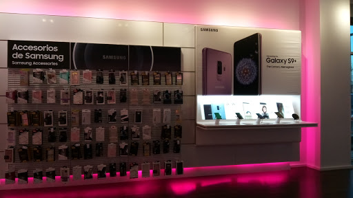Cell Phone Store «T-Mobile», reviews and photos, 4557 Lafayette Rd b, Indianapolis, IN 46254, USA
