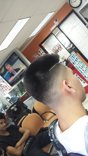 Barber Shop «St. Johns Barber Shop», reviews and photos, 22815 Pacific Hwy S, Des Moines, WA 98198, USA