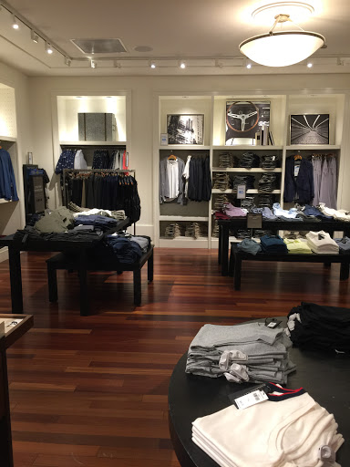 Clothing Store «Banana Republic», reviews and photos, 7841 Girard Ave, La Jolla, CA 92037, USA