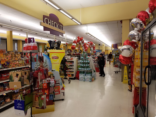 Supermarket «Giant», reviews and photos, 2901 S Glebe Rd, Arlington, VA 22206, USA