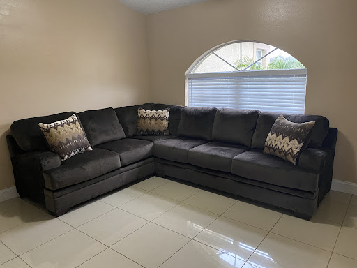 Furniture Rental Service «Rent King», reviews and photos, 500 E Hinson Ave, Haines City, FL 33844, USA