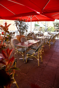 Atmosphère du Restaurant méditerranéen LCB LE COURS - Brasserie Restaurant Marseille Vieux Port - n°20