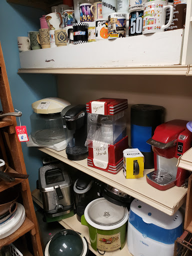 Thrift Store «All you need is thrift», reviews and photos, 148 W Hoffman Ave, Lindenhurst, NY 11757, USA