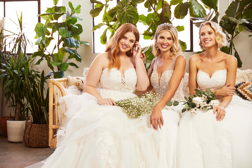 Bridal Shop «La Boutique De Bridal & Tuxes», reviews and photos, 3034 W New Haven Ave, West Melbourne, FL 32904, USA