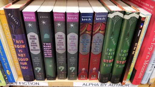 Book Store «Half Price Books», reviews and photos, 17145 W Bluemound Rd, Brookfield, WI 53005, USA