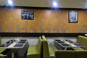 Zeeshan Restaurant image