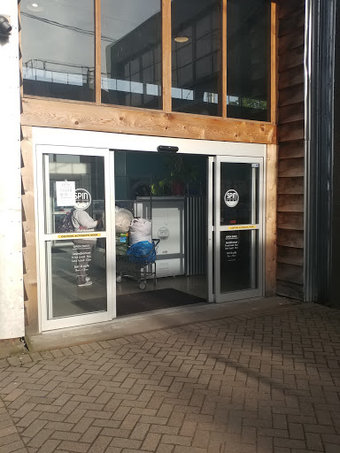 Laundromat «Spin Laundry Lounge», reviews and photos, 750 N Fremont St, Portland, OR 97227, USA