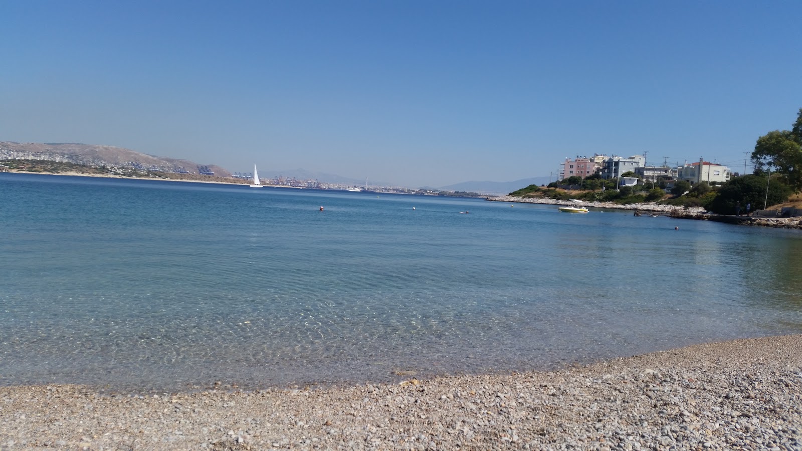 Fotografie cu Selinia beach cu nivelul de curățenie înalt