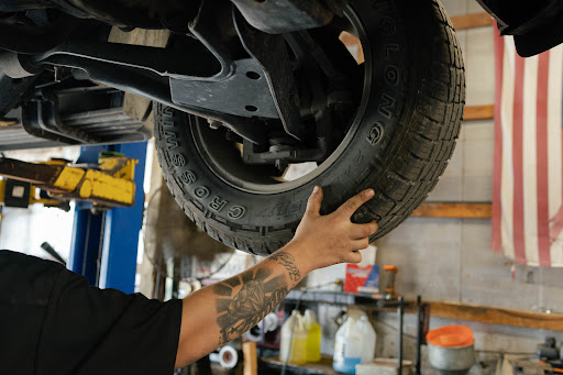 Auto Repair Shop «Adams Garage», reviews and photos, 1527 Lafayette Ave, Terre Haute, IN 47804, USA