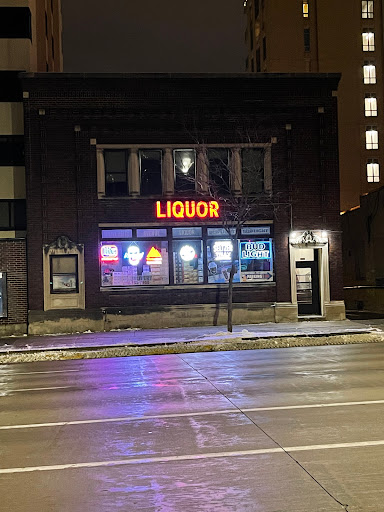 University Avenue Liquor, 525 University Ave # 1, Madison, WI 53703, USA, 