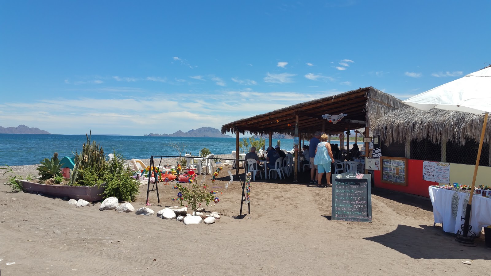 Fotografija Playa Vista Al Mar z prostorna obala